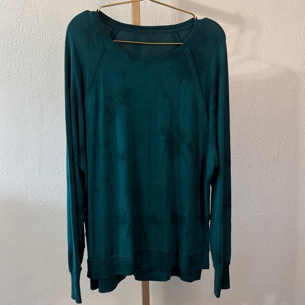 Joylab- tie dye Teal Long Sleeve Women's lightweight sweatshirt- large